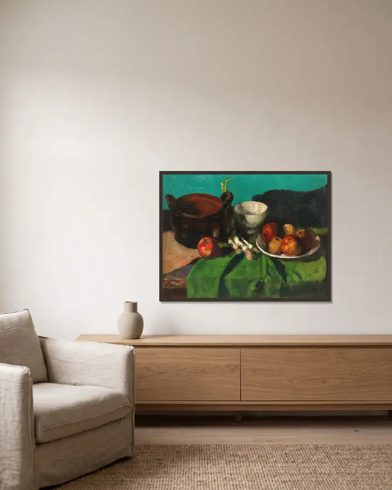 Stillleben mit Gefäßen, Äpfeln und Lauchzwiebeln von Carl Schuch gerahmt an einer Wand