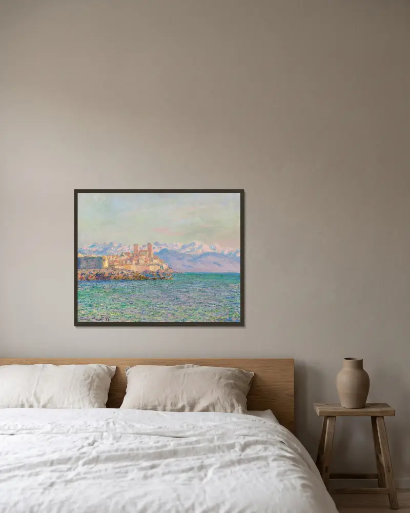 Antibes, Le Fort av Claude Monet inramad på en vägg