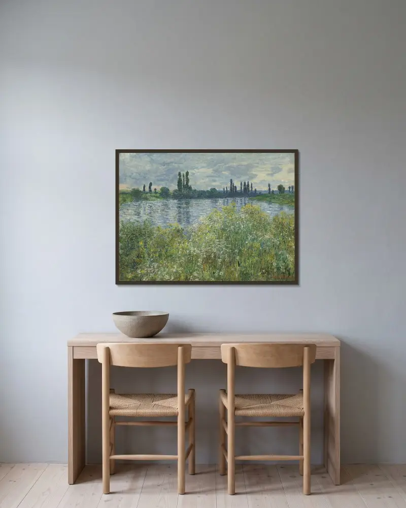 Seines strand vid Vétheuil av Claude Monet inramad på en vägg