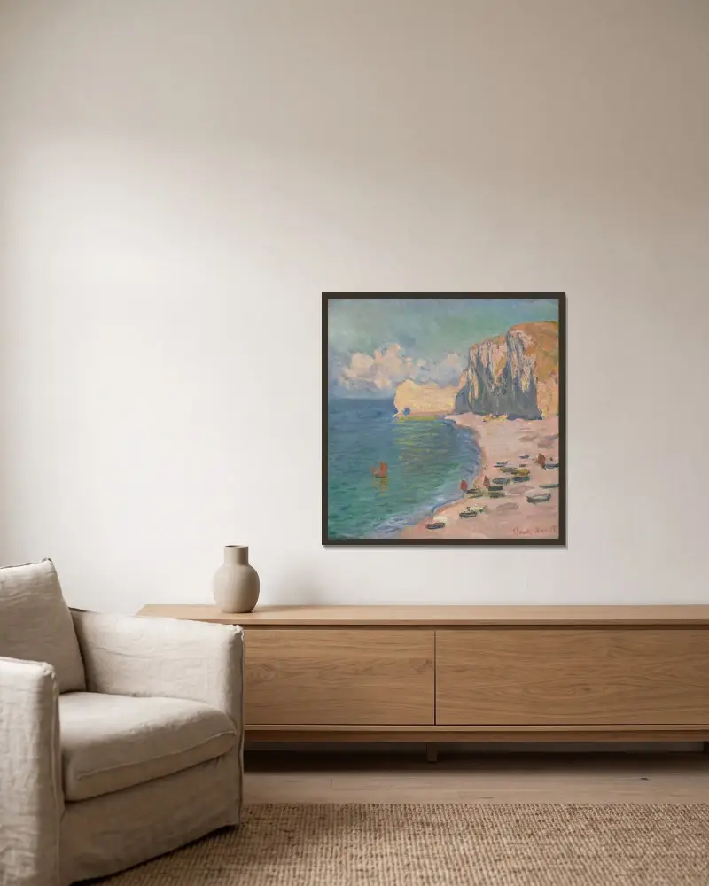 Étretat, stranden och Falaise d'Amont av Claude Monet inramad på en vägg