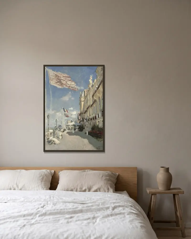 Hôtel des roches noires. Trouville av Claude Monet inramad på en vägg