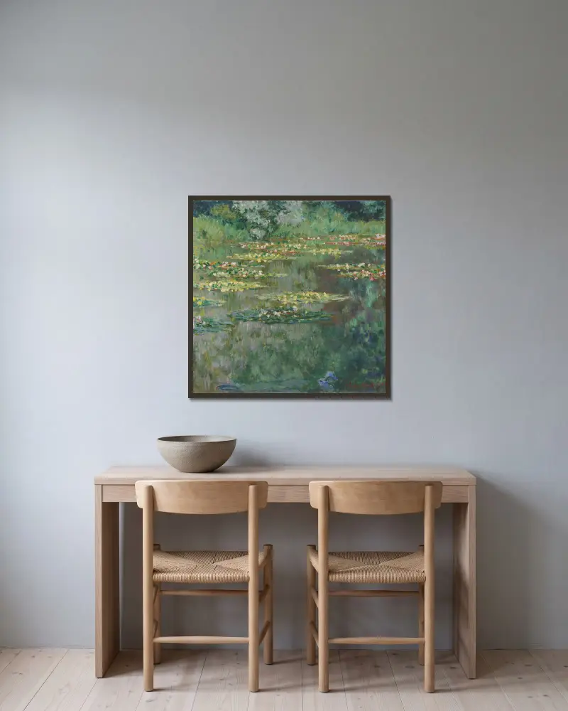 Der Seerosenteich von Claude Monet gerahmt an einer Wand