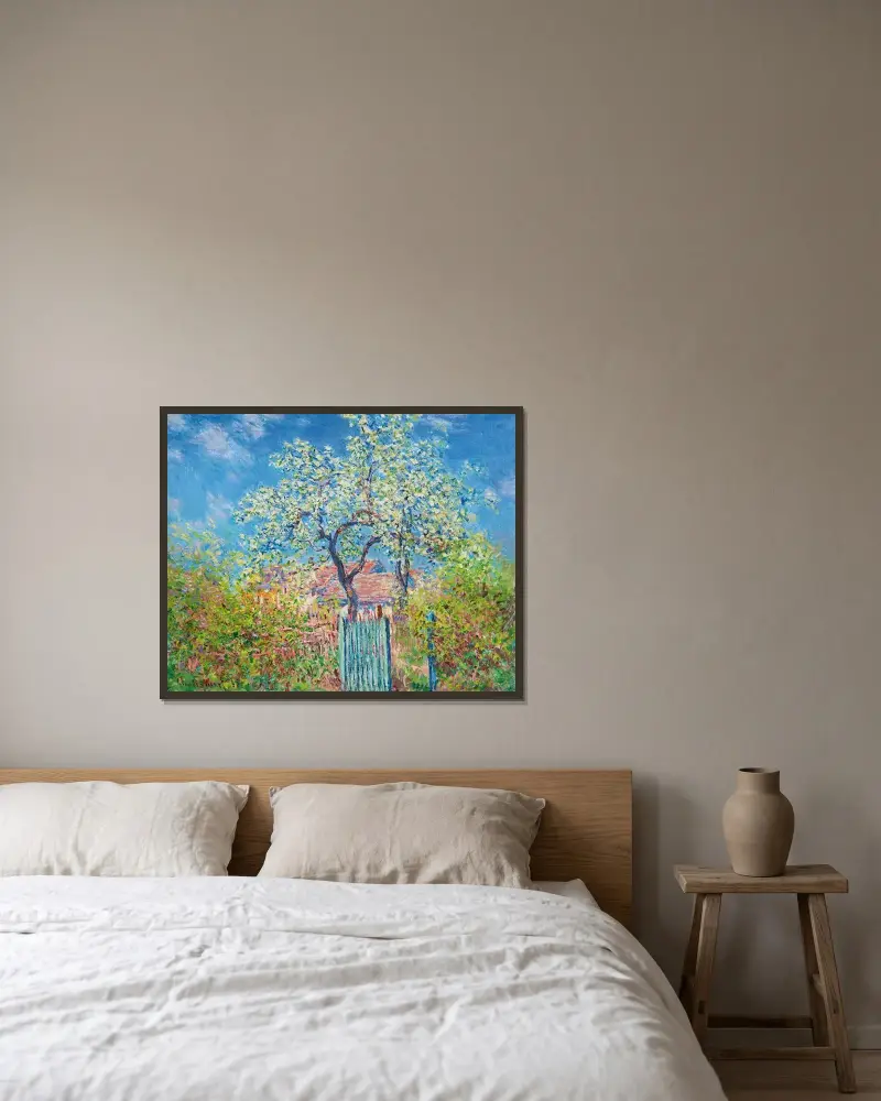 Poirier En Fleurs av Claude Monet inramad på en vägg