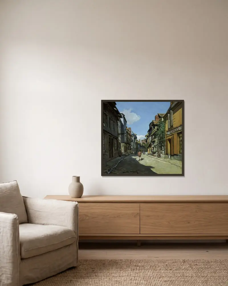 Rue de la Bavole, Honfleur av Claude Monet inramad på en vägg