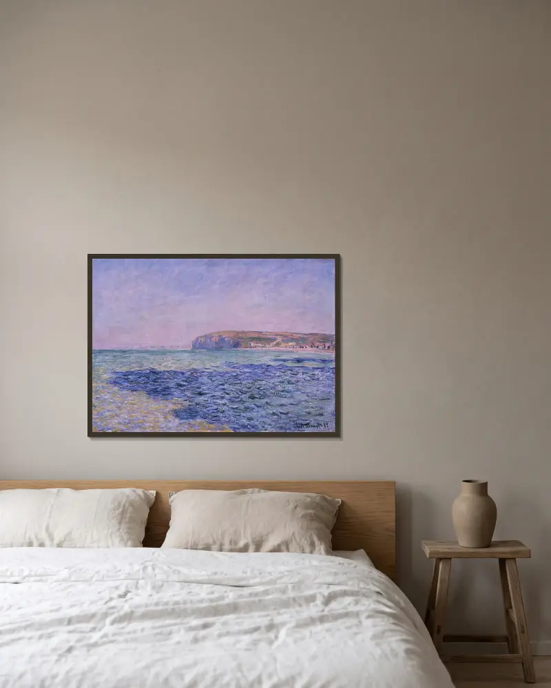 Skuggor på havet. Klipporna vid Pourville av Claude Monet inramad på en vägg