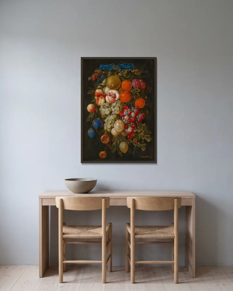 En fruktgirland hängande från ett blått band av Cornelis de Heem inramad på en vägg