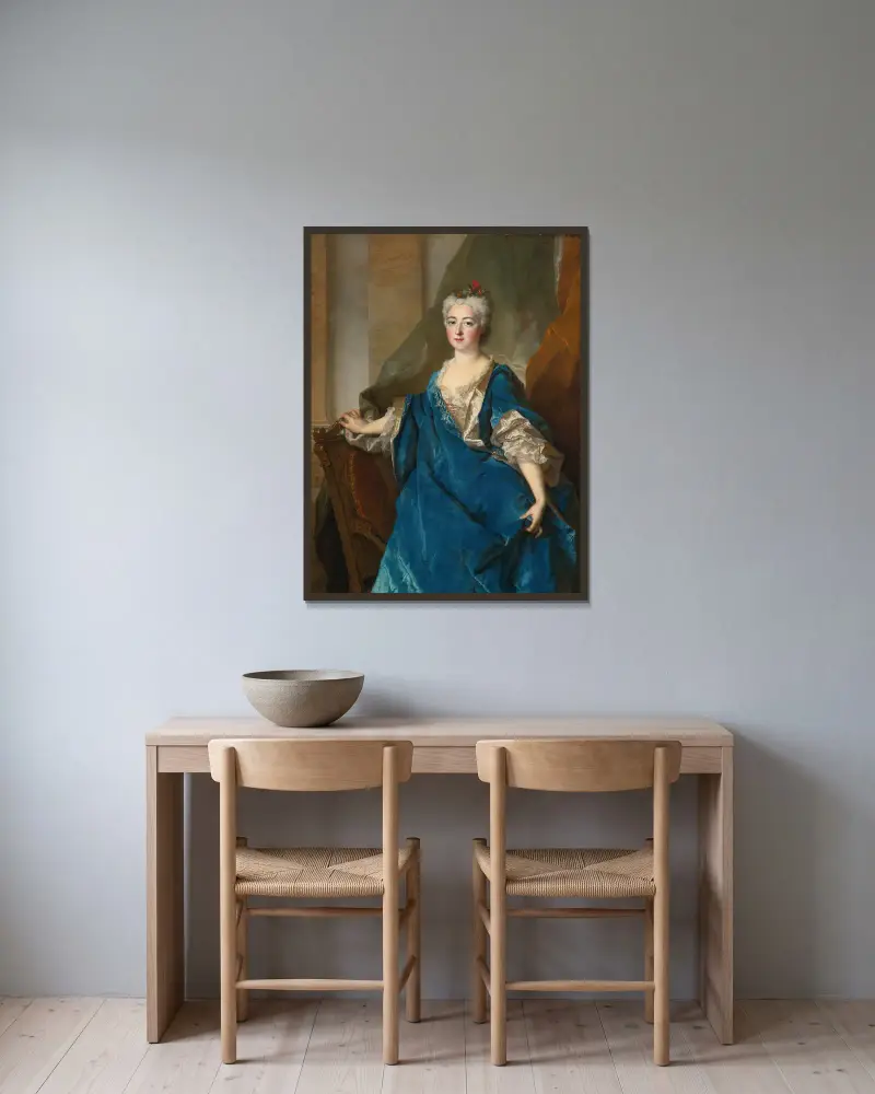 Porträtt av baronessan de Besenval av Nicolas de Largillière inramad på en vägg