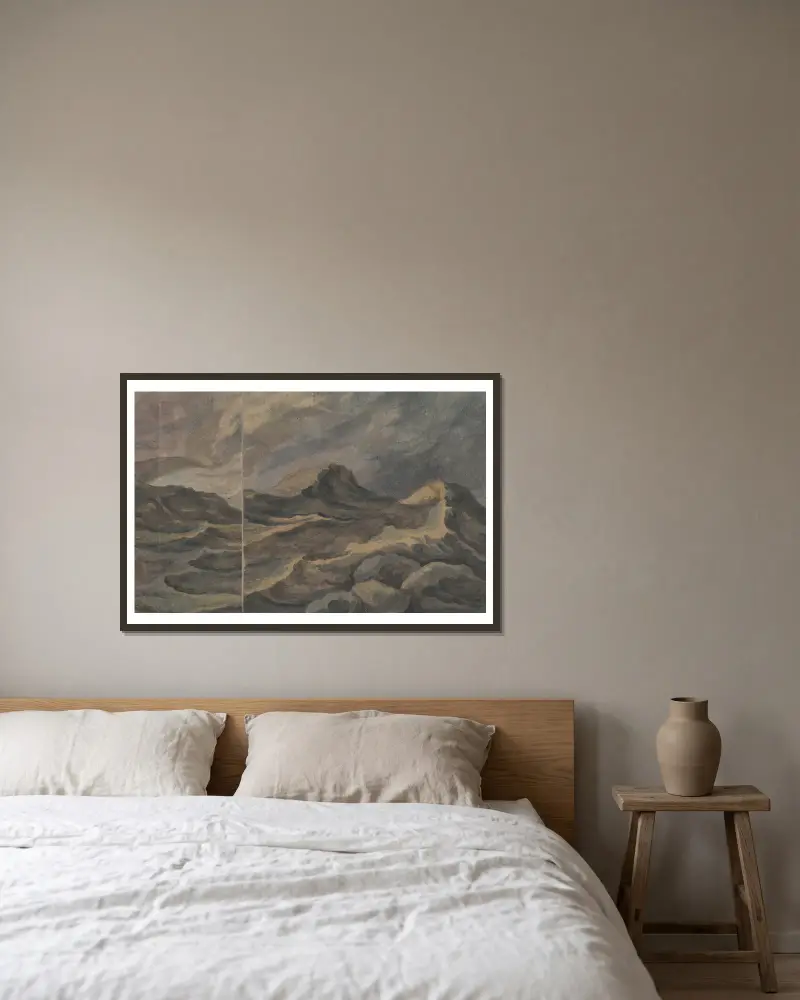 Fantastische Berglandschaft; im Vordergrund „Der Turmbau zu Babel“ von David Humbert de Superville gerahmt an einer Wand