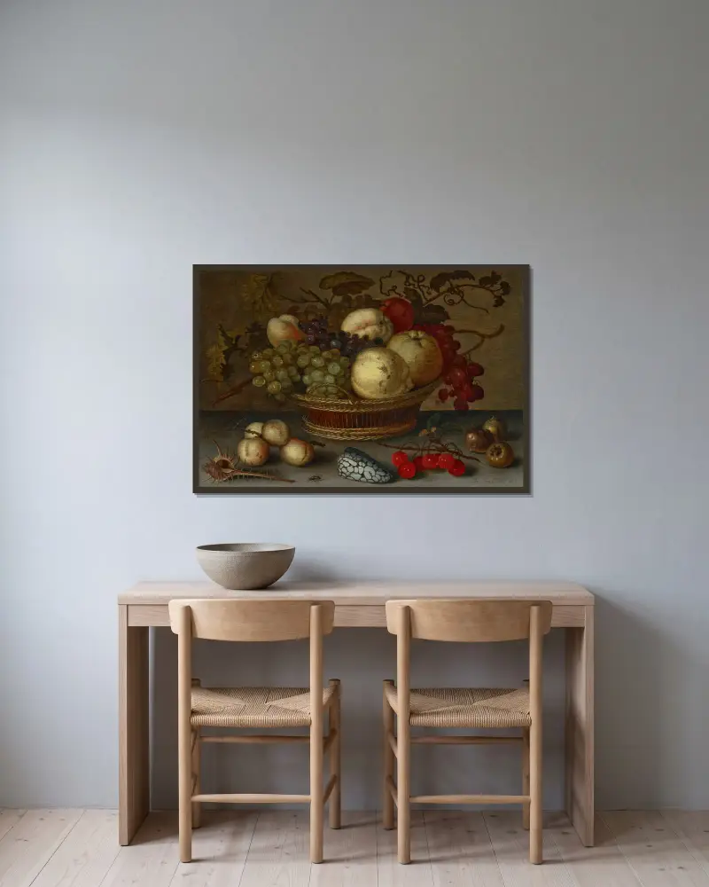 Äpfel und Trauben in einem Korb, mit Früchten und Muscheln auf einer Steinplatte von Balthasar van der Ast gerahmt an einer Wand