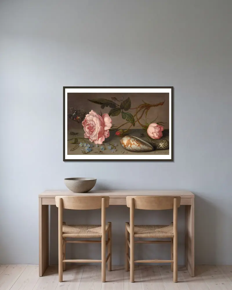 Roses, coquillages et insectes sur une table av Balthasar van der Ast inramad på en vägg