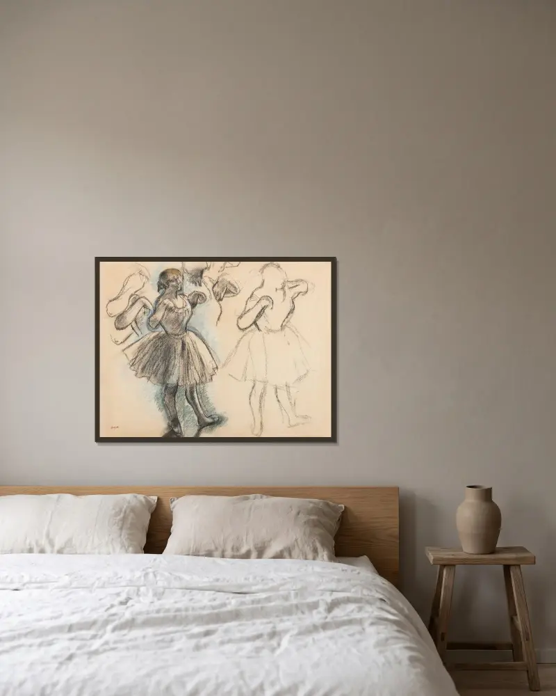 Danseuses av Edgar Degas inramad på en vägg