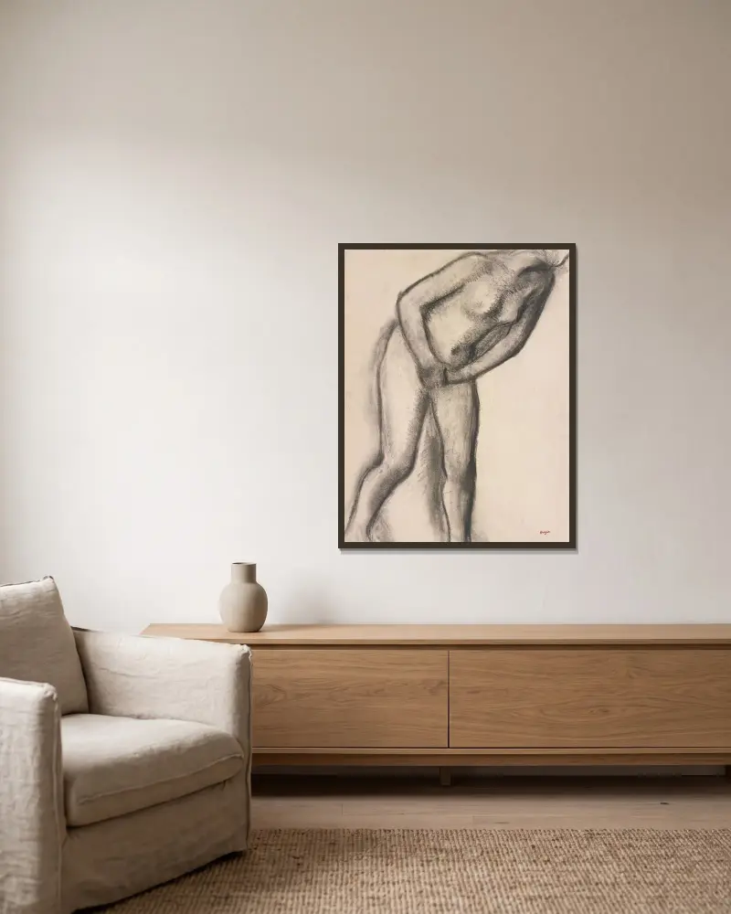 Étude de nu – nr 1 av Edgar Degas inramad på en vägg