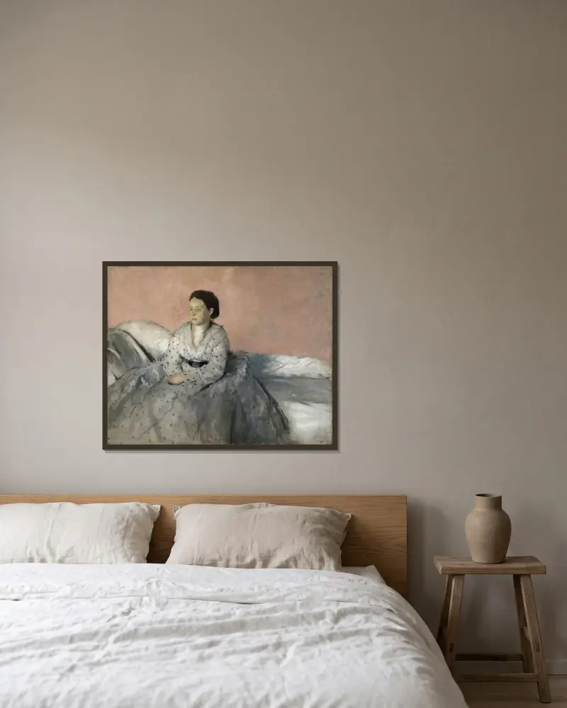 Madame René de Gas av Edgar Degas inramad på en vägg