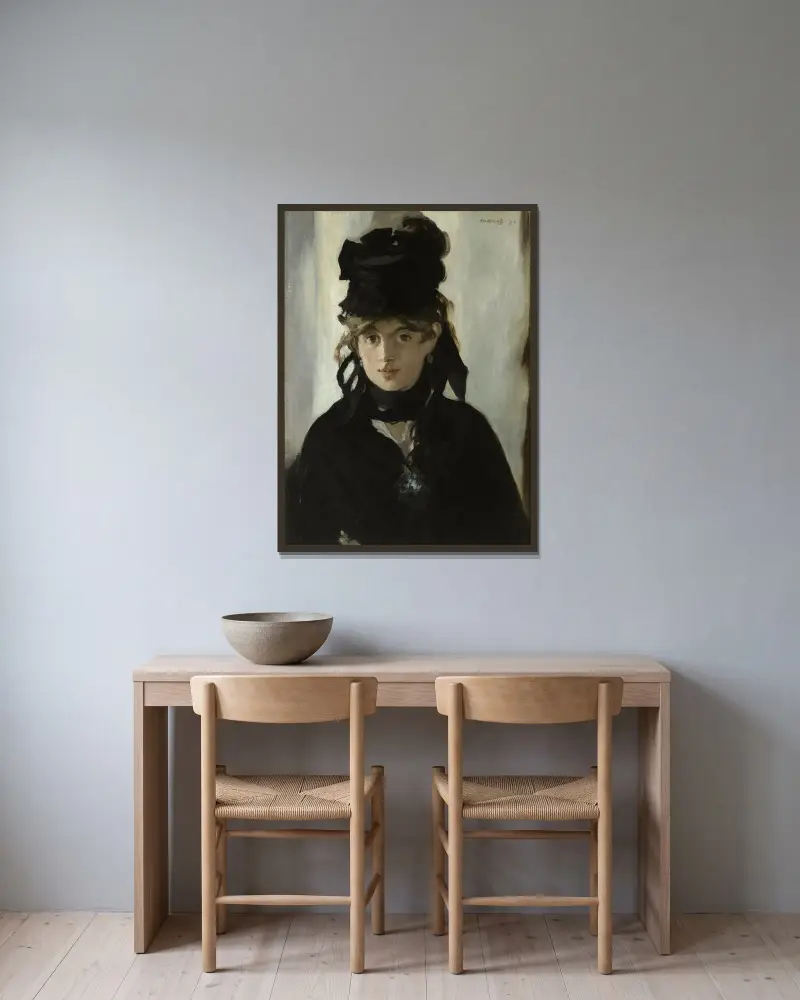 Berthe Morisot med en bukett violer av Édouard Manet inramad på en vägg