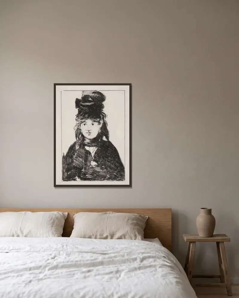 Porträtt av Berthe Morisot, 1872 – nr 1 av Édouard Manet inramad på en vägg