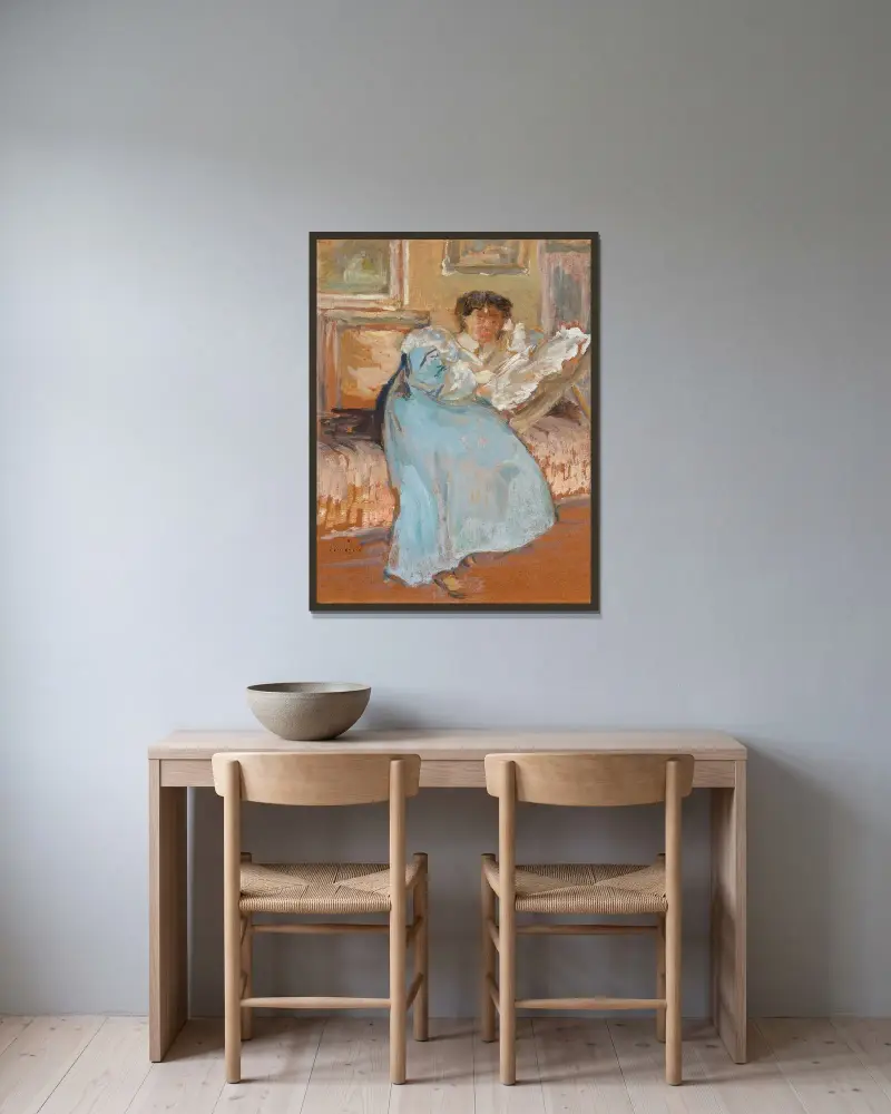 Madame Hessel i opalvit klänning av Édouard Vuillard inramad på en vägg