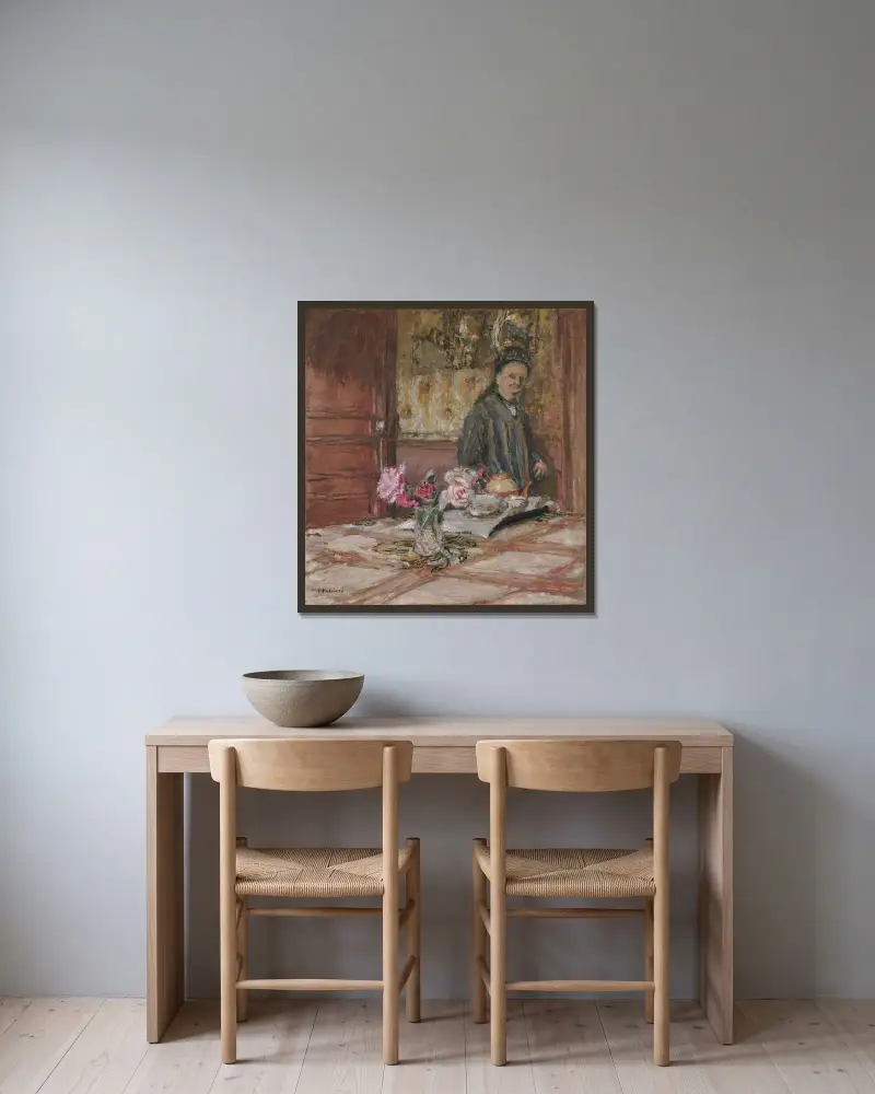 Madame Vuillard i mössa vid Closerie des Genêts av Édouard Vuillard inramad på en vägg