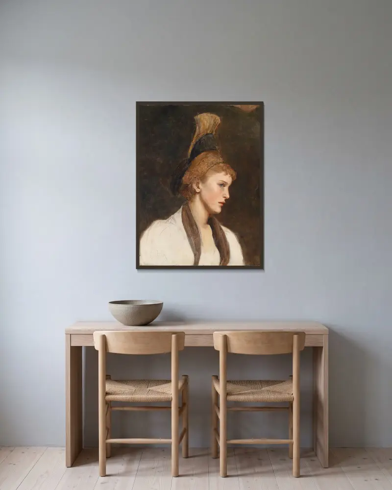 Kvinna i profil med gyllene huvudbonad av Eduard Veith inramad på en vägg