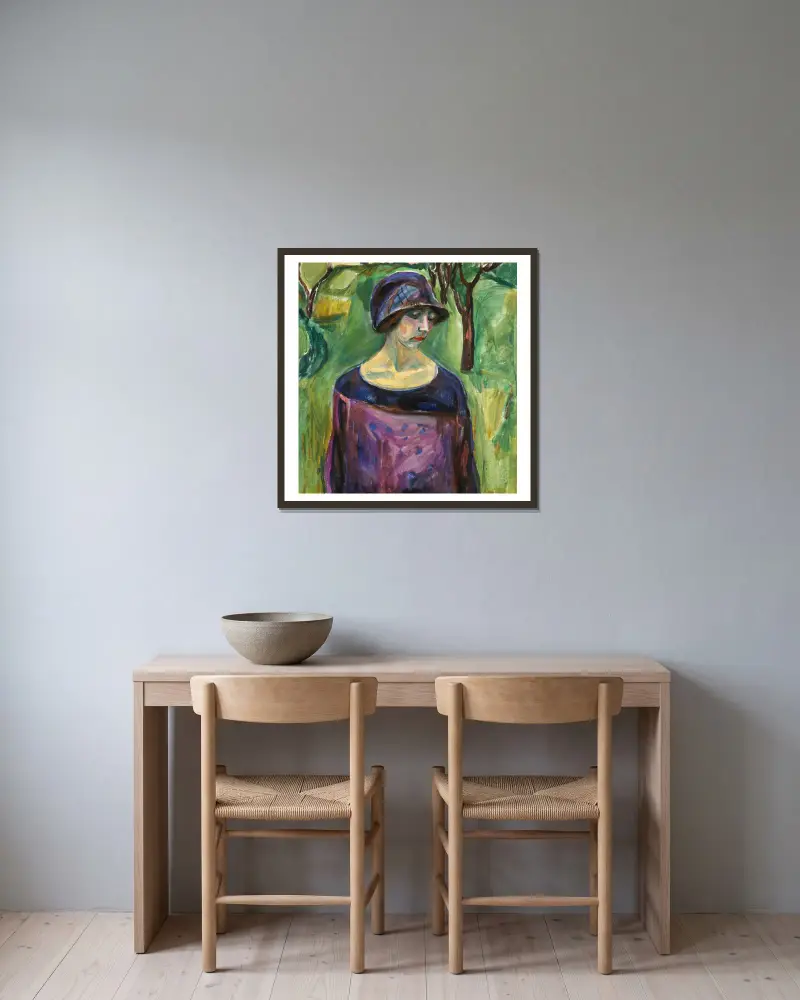 Birgit Prestøe in the Garden av Edvard Munch inramad på en vägg