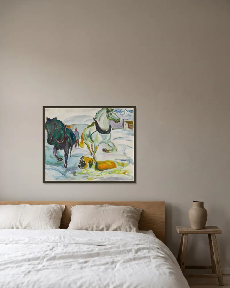 Hästspann och sankt bernhardshund i snö av Edvard Munch inramad på en vägg