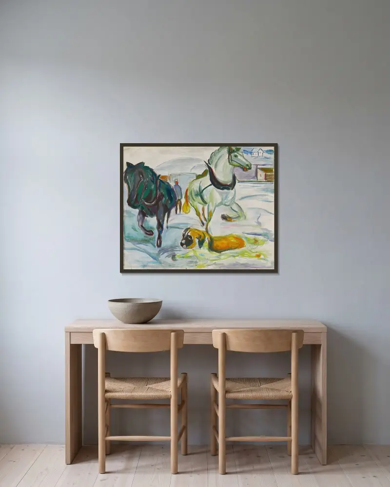 Hästspann och sankt bernhardshund i snö av Edvard Munch inramad på en vägg