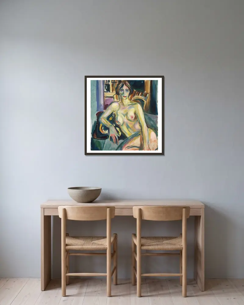 Akt, sitzend auf dem Sofa von Edvard Munch gerahmt an einer Wand
