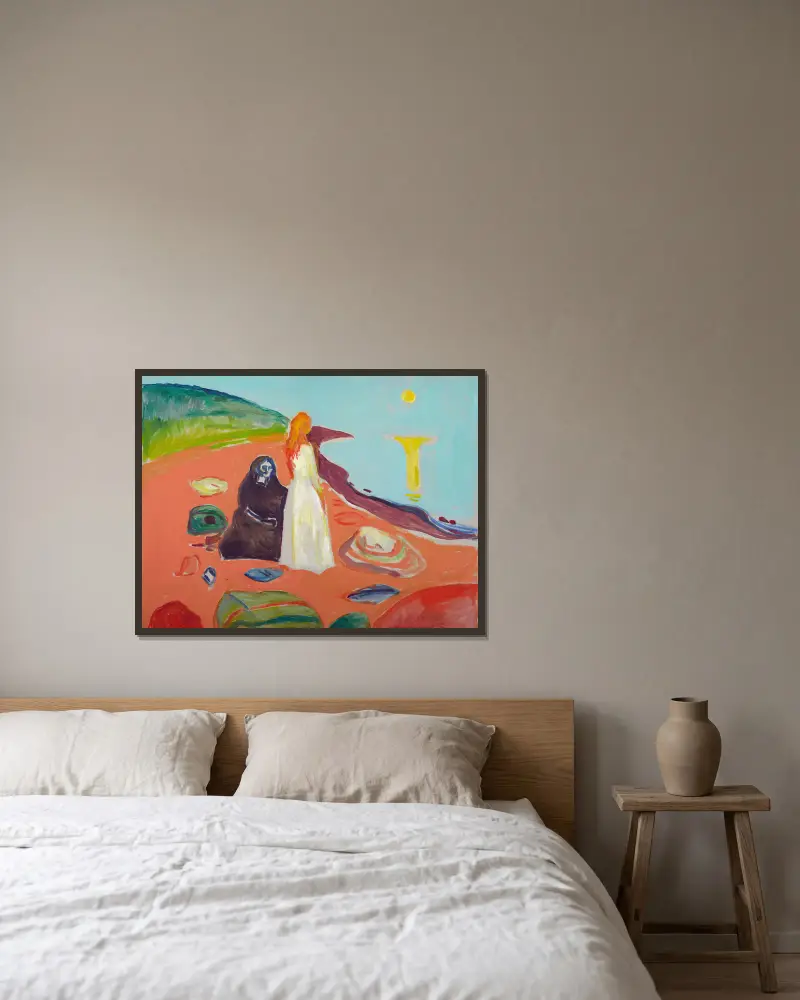 Zwei Frauen am Strand II von Edvard Munch gerahmt an einer Wand