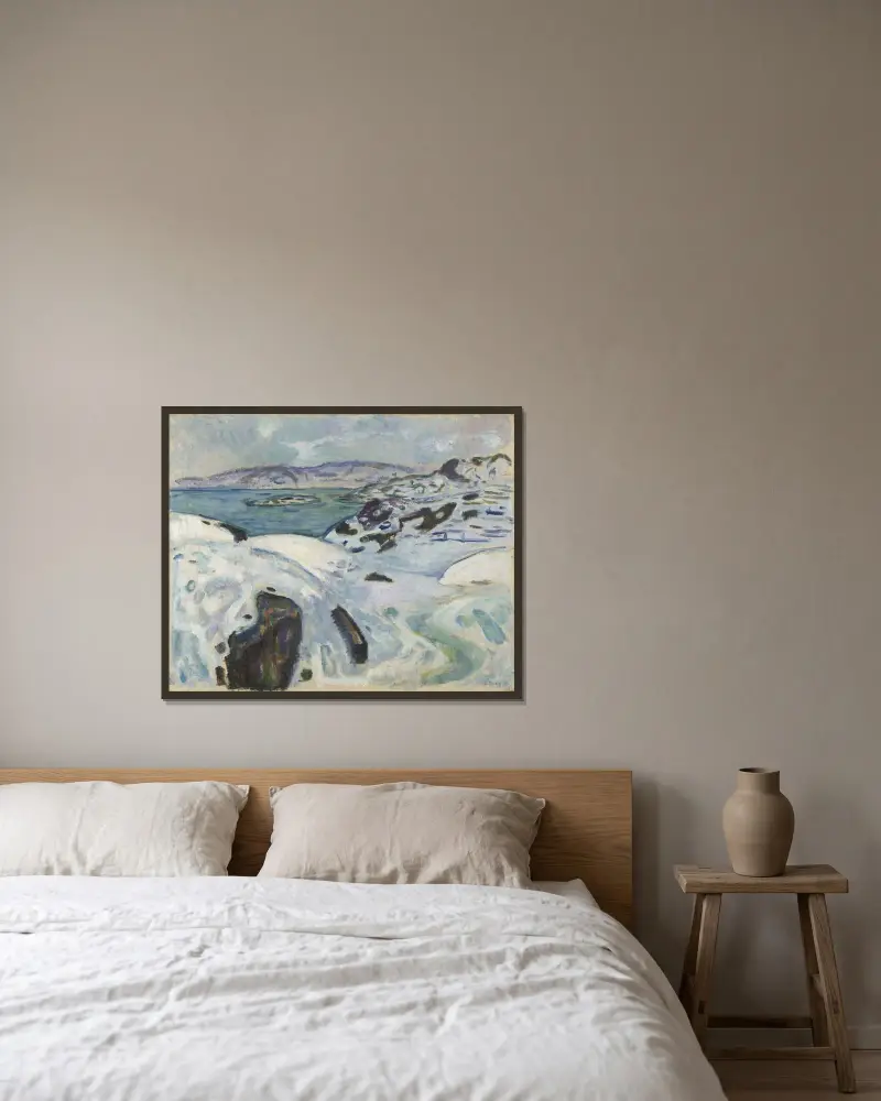 Winter on the Fiord av Edvard Munch inramad på en vägg