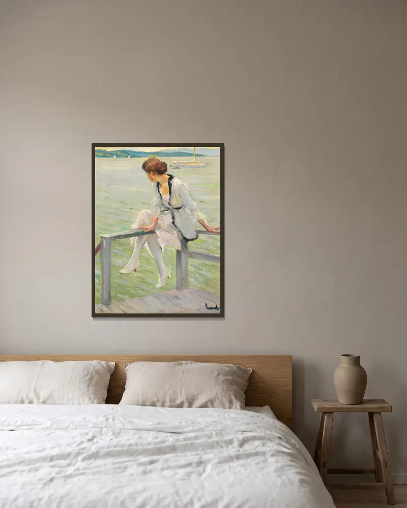 Ung kvinna vid Starnbergsjön av Edward Cucuel inramad på en vägg