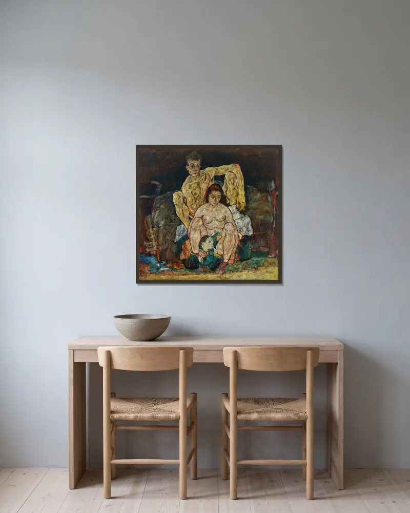 Kauerndes Menschenpaar (Die Familie) av Egon Schiele inramad på en vägg
