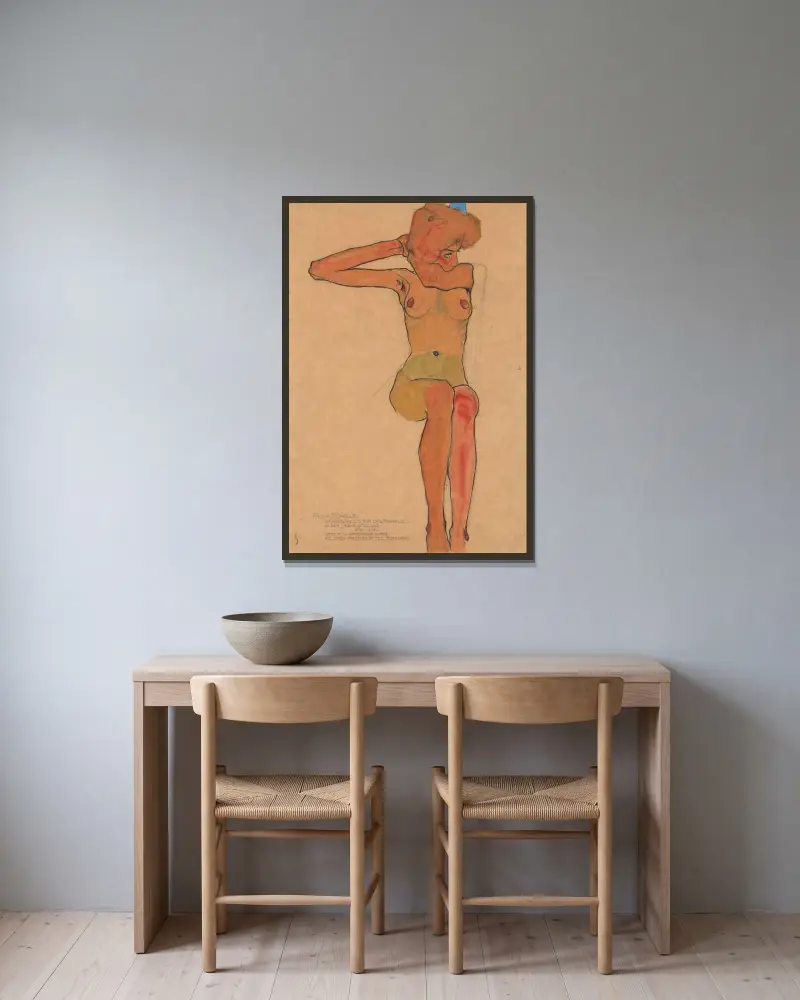 Mädchenakt (Gertrude) – Nr. 1 von Egon Schiele gerahmt an einer Wand