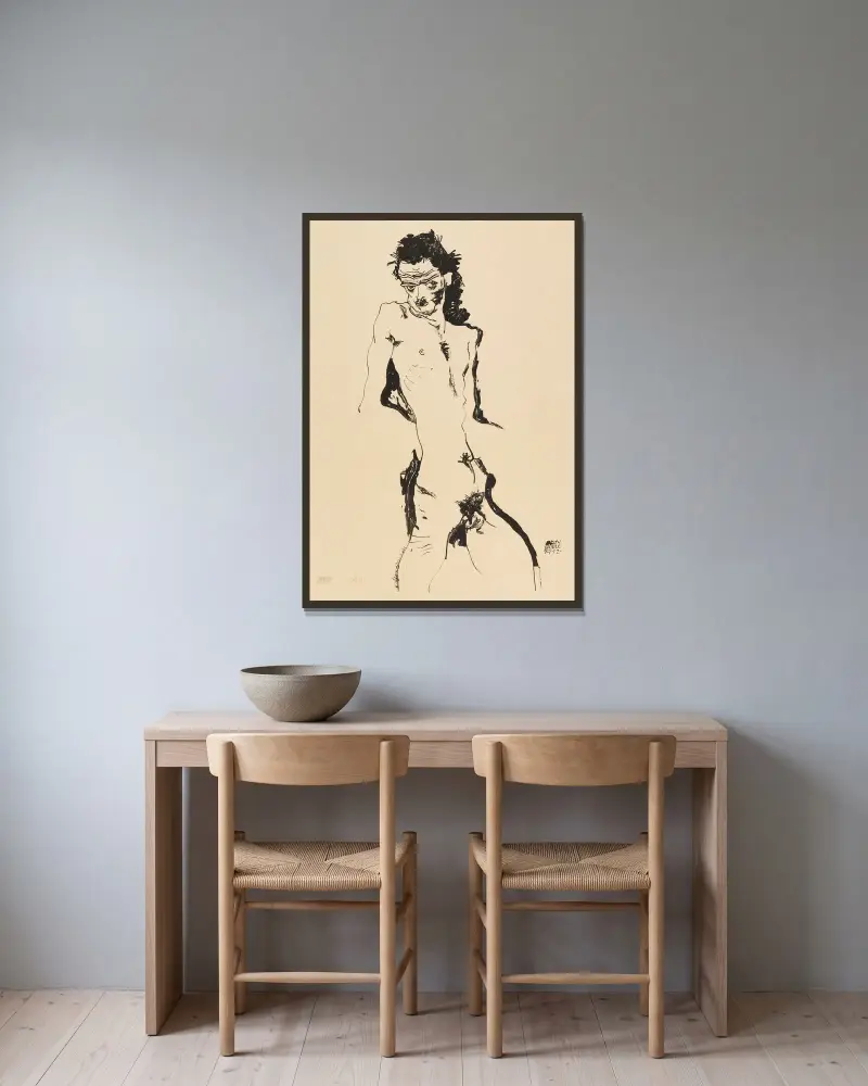 Männlicher Akt (Selbstbildnis), 1912 – Nr. 3 von Egon Schiele gerahmt an einer Wand