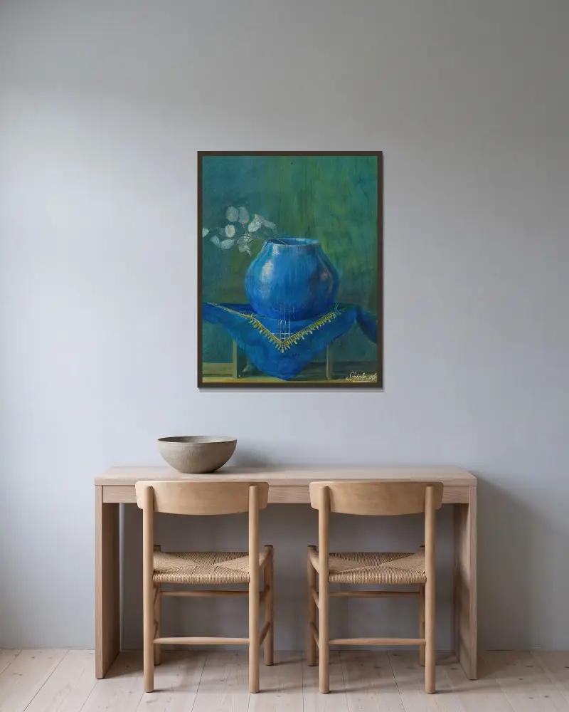 Zátiší se stříbrným listem v modré váze, Egon Schiele v rámu na stěně