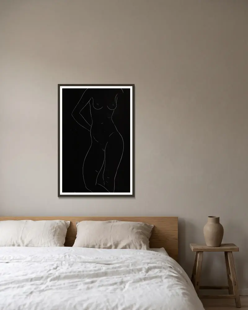 Twenty-five nudes Pl 26 av Eric Gill inramad på en vägg