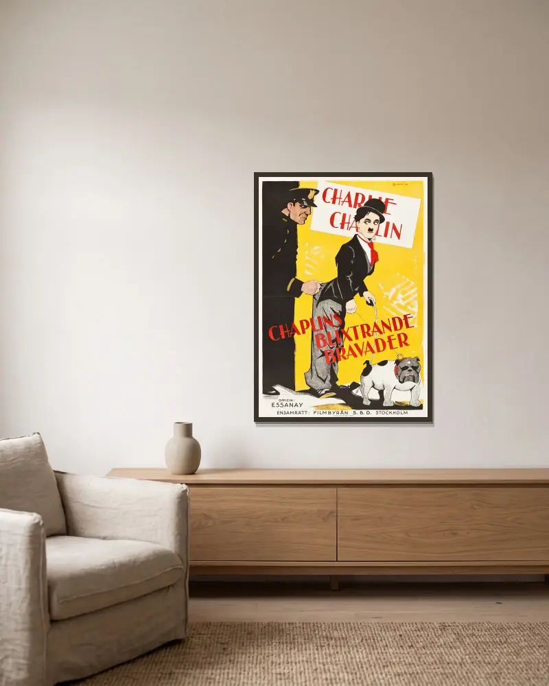 Charlie Chaplin Compilation, Eric Rohman w ramie na ścianie