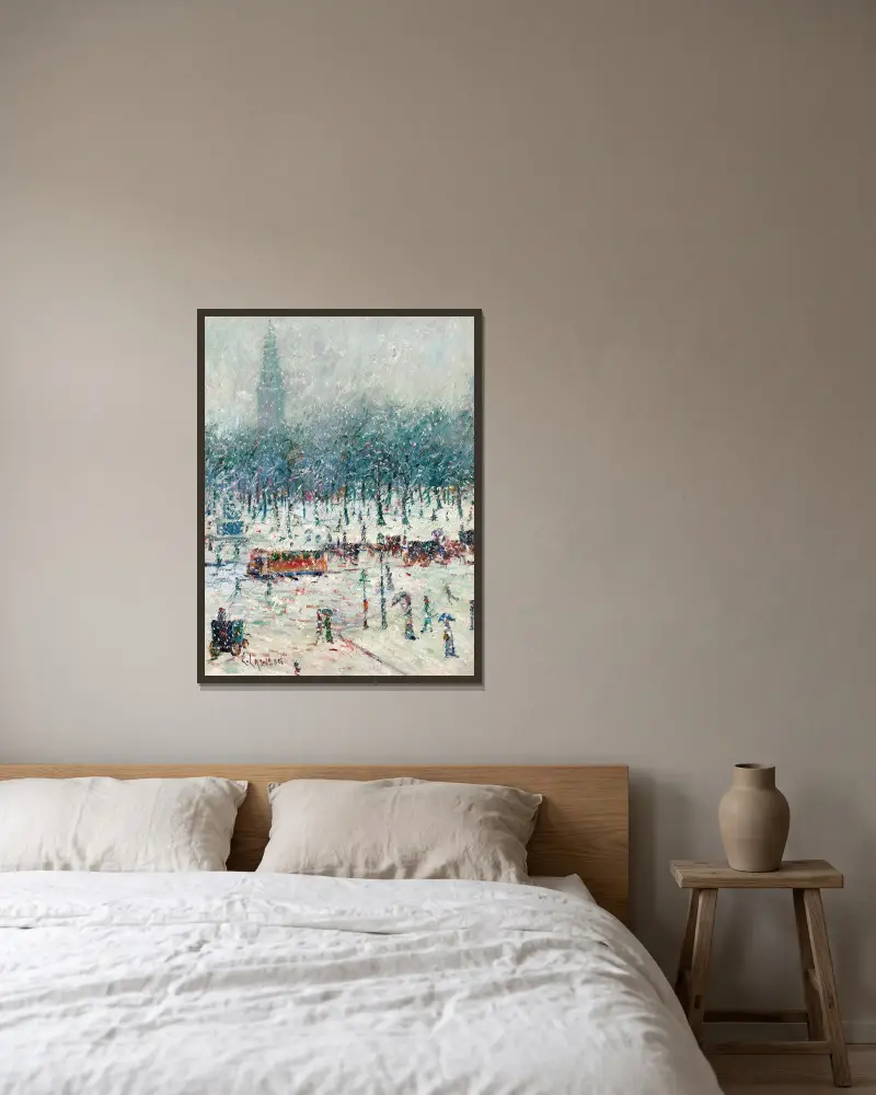 Vinter – snöscen i New York med Madison Square Garden i fjärran av Ernest Lawson inramad på en vägg