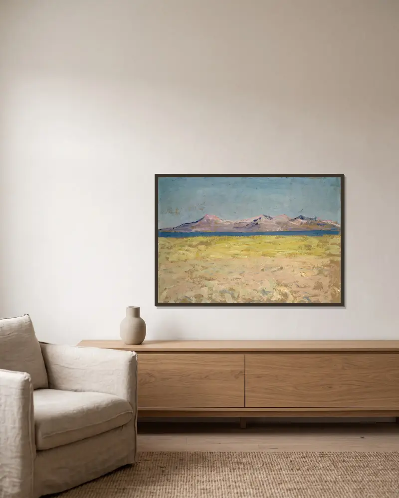 Havsstrand med smal havsvik och avlägsen kullrig horisont av Ernst Schiess inramad på en vägg