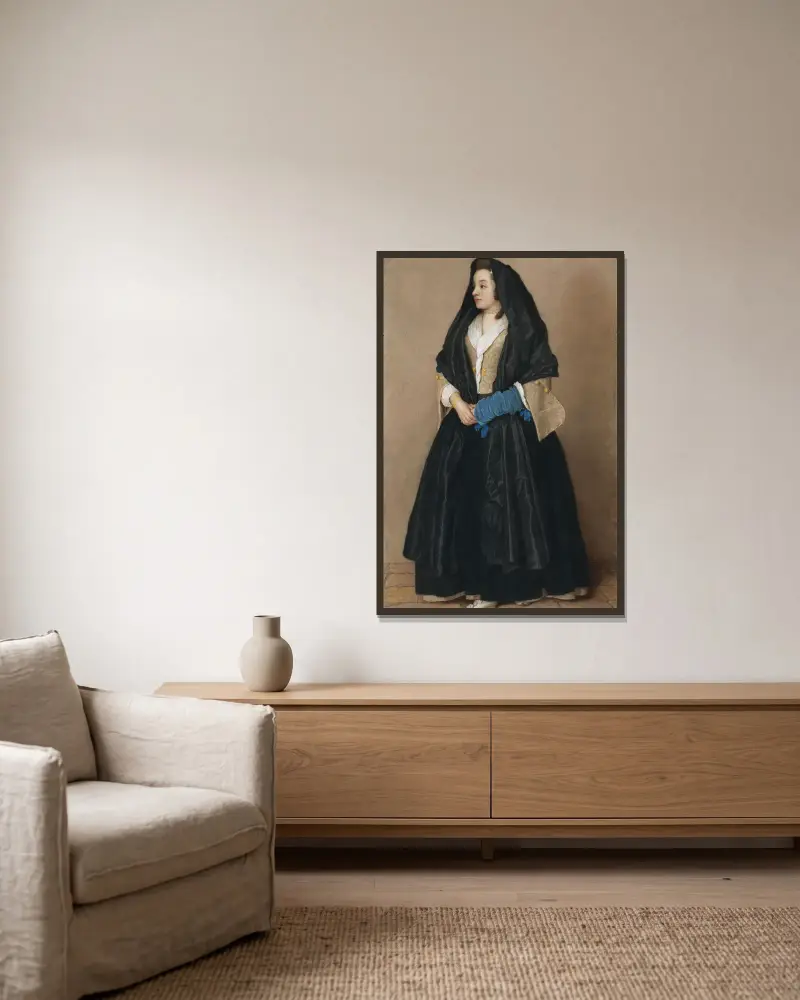Elegant ung kvinna i maltesisk dräkt av Jean-Etienne Liotard inramad på en vägg