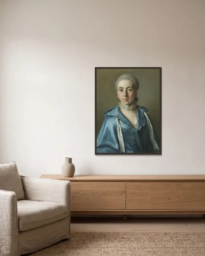 Portret damy w niebieskiej sukni z koronkowym kołnierzem, Jean-Etienne Liotard w ramie na ścianie