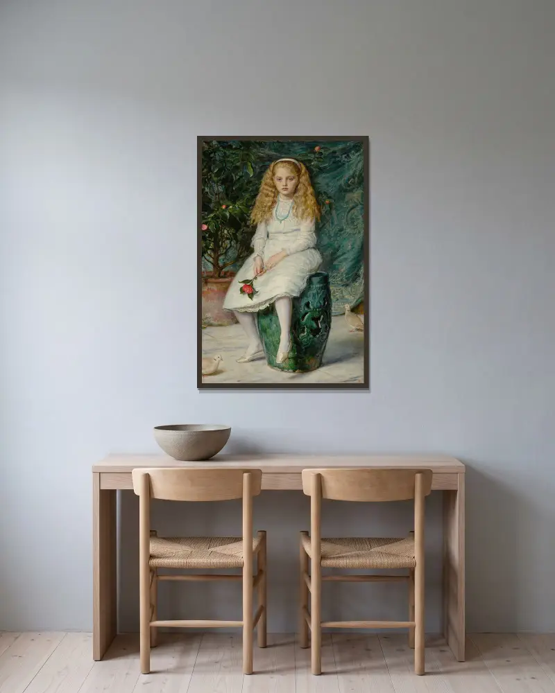 Nina, dotter till Frederick Lehmann av Sir John Everett Millais inramad på en vägg