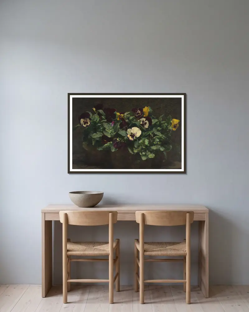 Stilleben med penséer av Henri Fantin-Latour inramad på en vägg