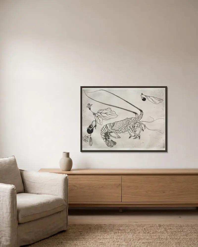 Tafelservice (Rousseau-Service); großer Hummer mit aufgerichteten Antennen (Nr. 21) von Félix Bracquemond gerahmt an einer Wand