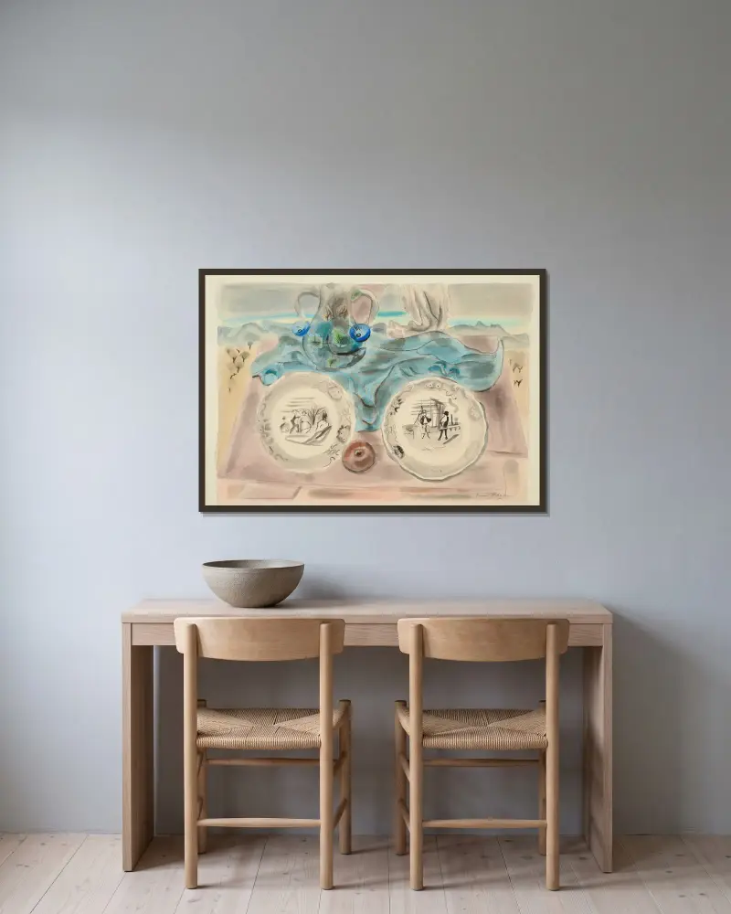 Zwei Teller von Frances Hodgkins gerahmt an einer Wand