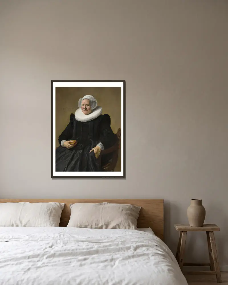 Bildnis einer älteren Dame von Frans Hals gerahmt an einer Wand