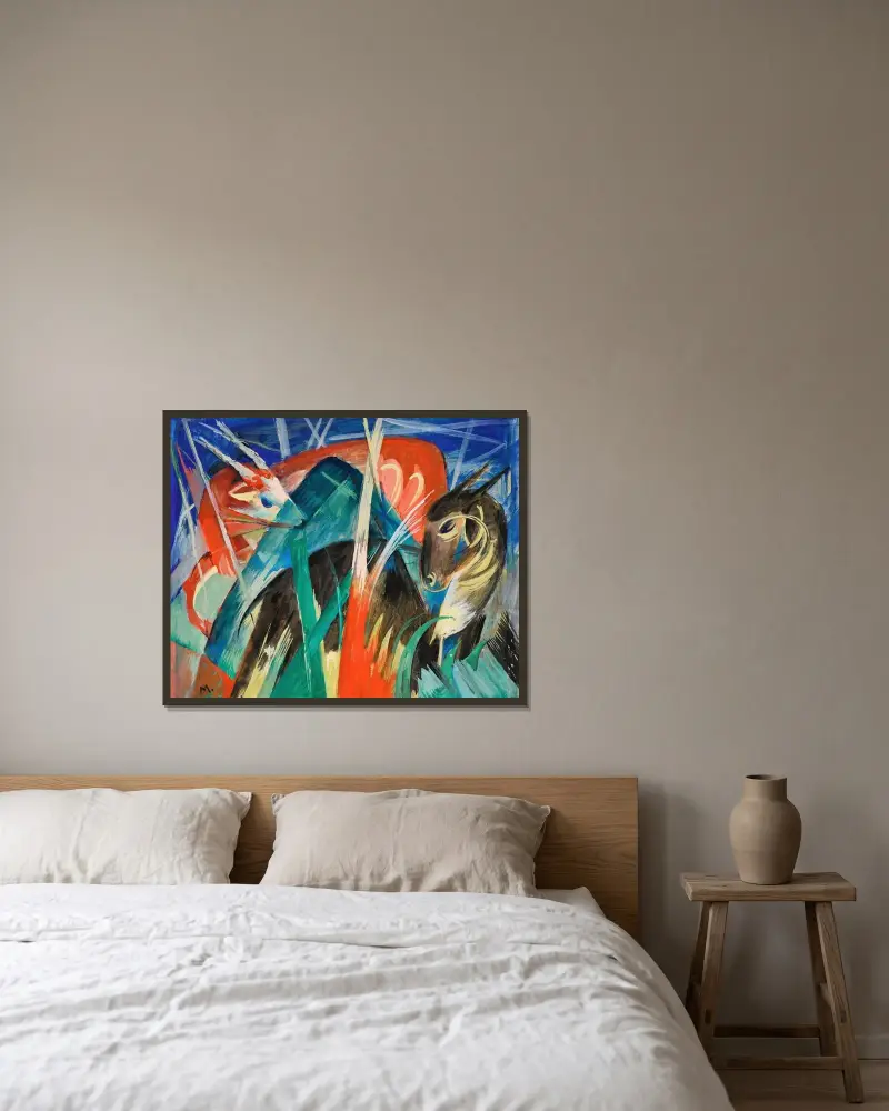Fabeltiere I (Tierkomposition I) av Franz Marc inramad på en vägg