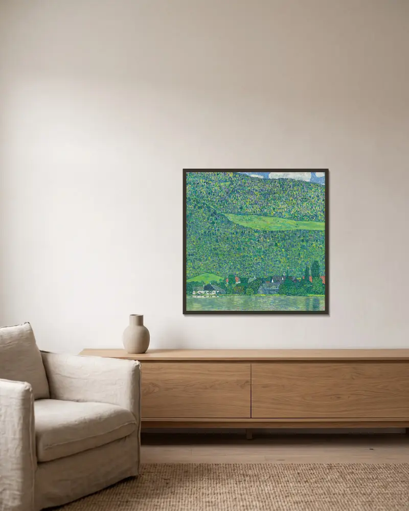 Litzlberg am Attersee av Gustav Klimt inramad på en vägg