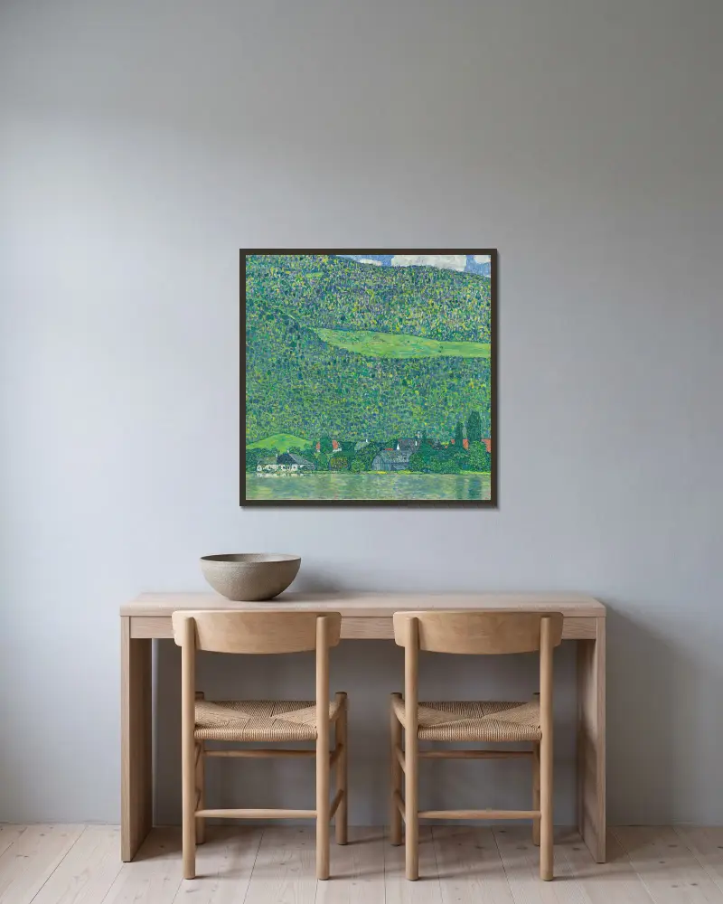 Litzlberg am Attersee av Gustav Klimt inramad på en vägg