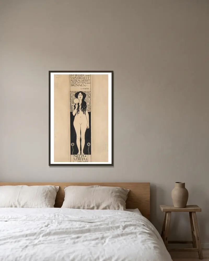 Nuda Veritas av Gustav Klimt inramad på en vägg