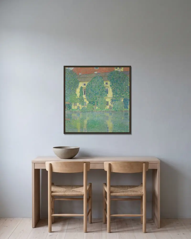 Slottet Kammer vid Attersee III av Gustav Klimt inramad på en vägg