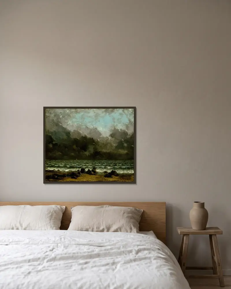 The Sea av Gustave Courbet inramad på en vägg